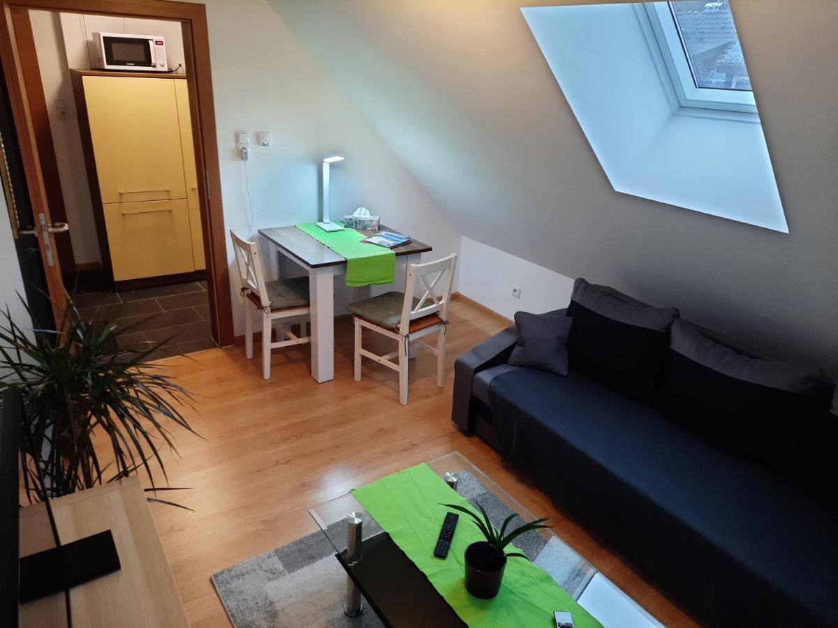Sarah Klein Aber Fein Apartment Wellesweiler Exterior foto